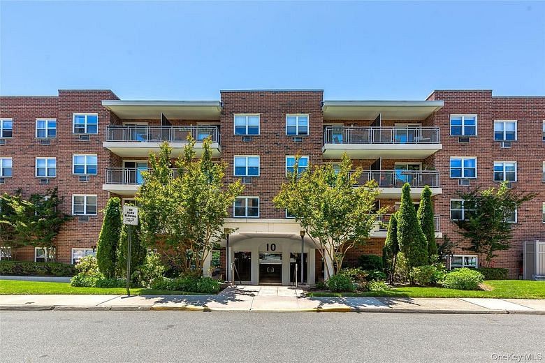 10 Ipswich Avenue #Apt. 3I