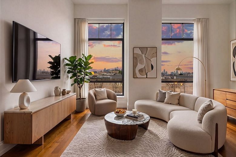 10 Madison Square West #17B