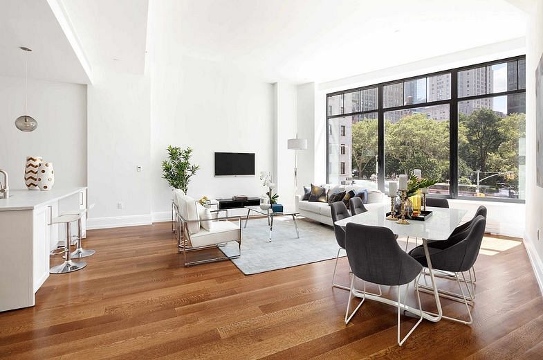 10 Madison Square West #2G