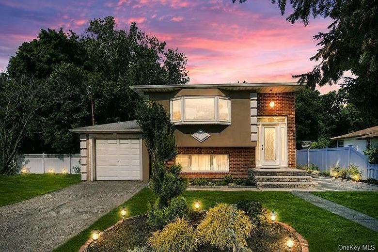 10 Miller Avenue