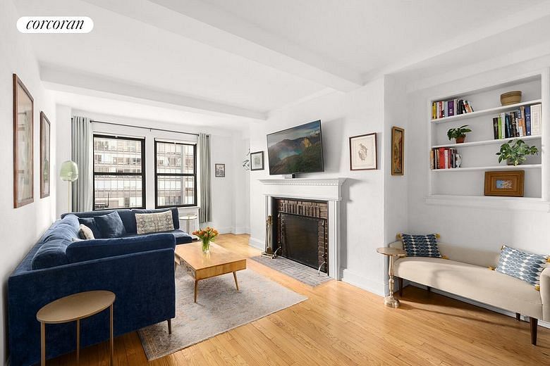 10 Mitchell Place #9G