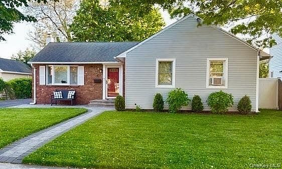 10 Nehring Avenue