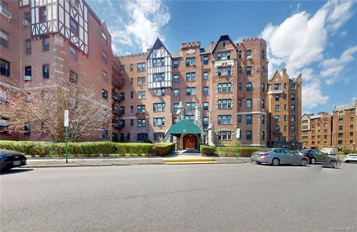 Image 1 of 26 for 10 Nosband Avenue #6E in Westchester, White Plains, NY, 10605