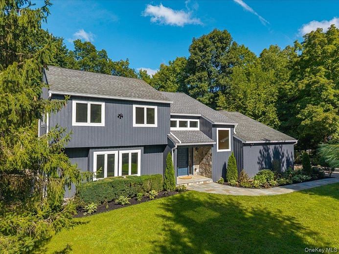 10 Tall Pines Lane