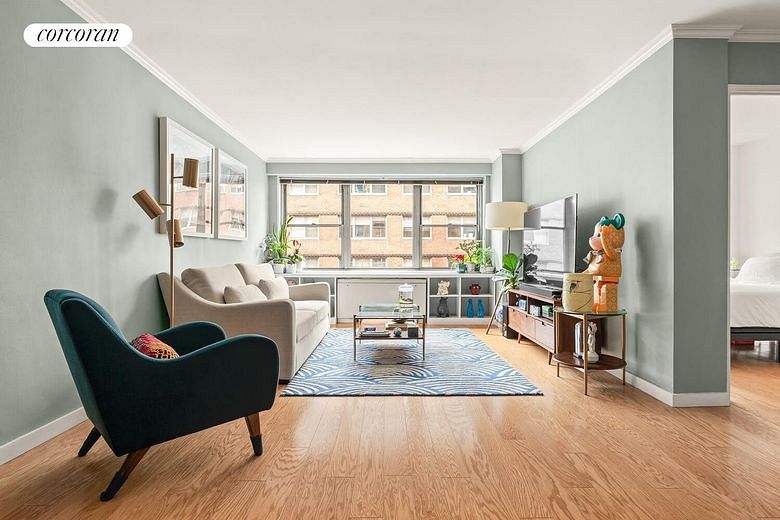 10 West 15th Street #1021