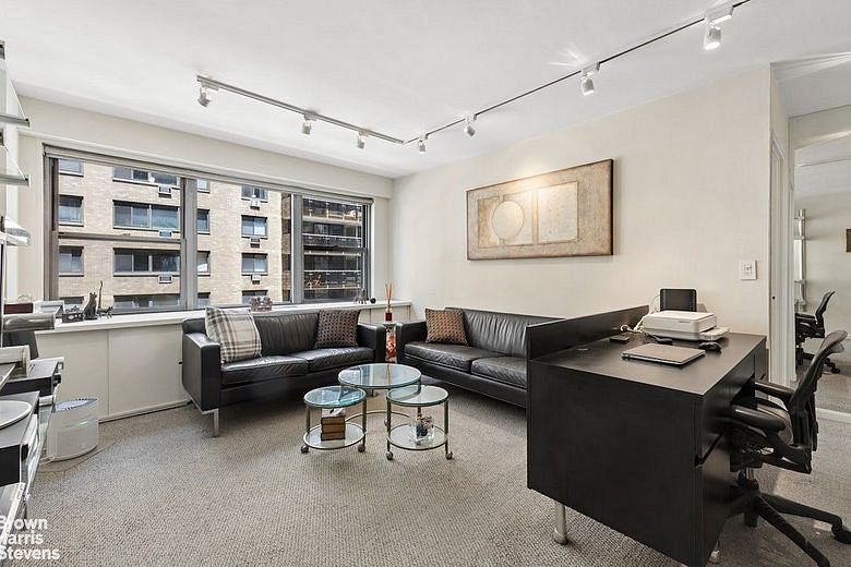 10 West 15th Street #609
