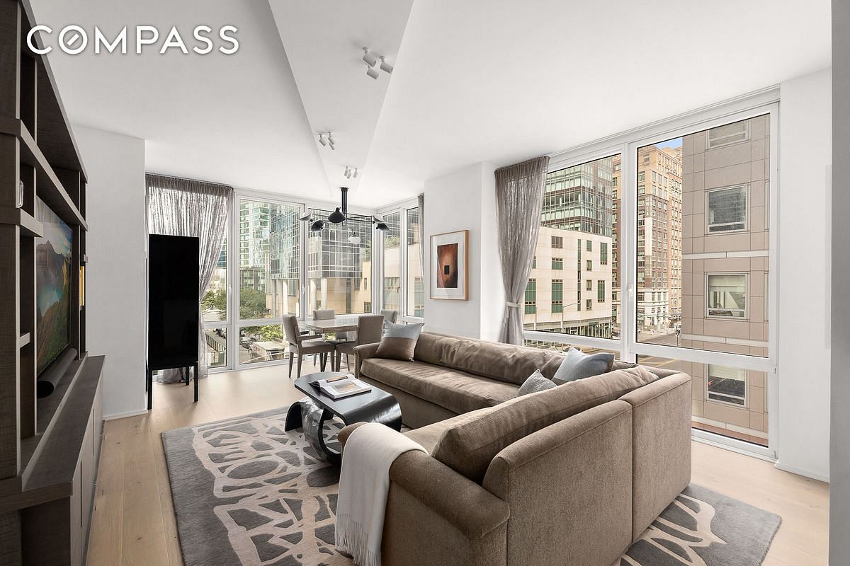Image 1 of 12 for 10 West End Avenue #4B in Manhattan, NEW YORK, NY, 10023