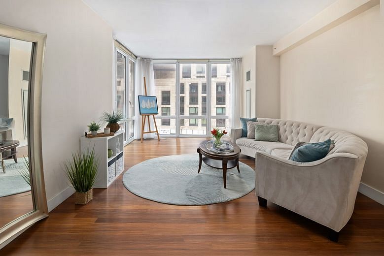 10 West End Avenue #4D