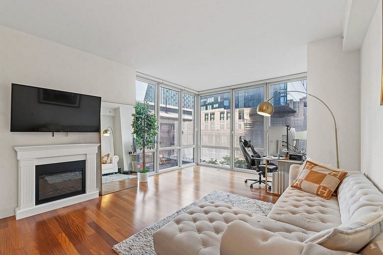 10 West End Avenue #5D