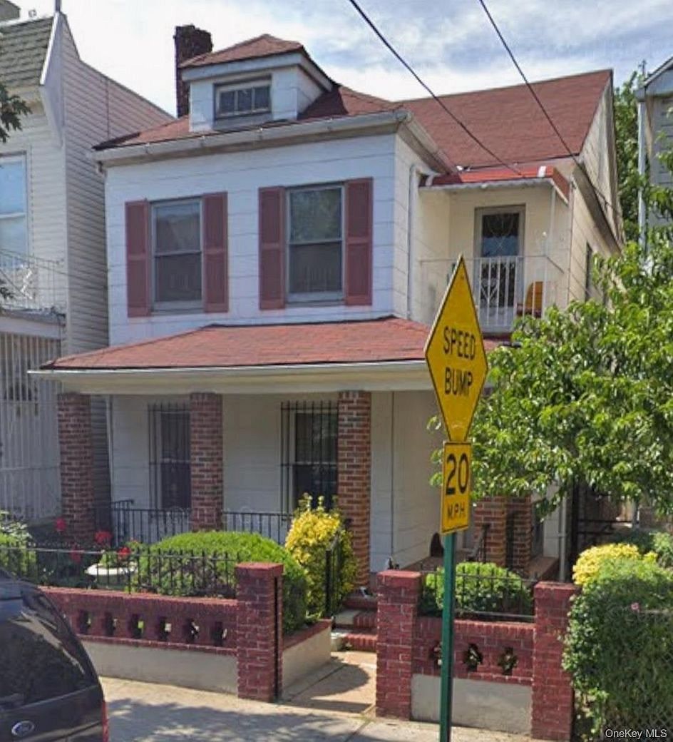 100-17 39th Avenue