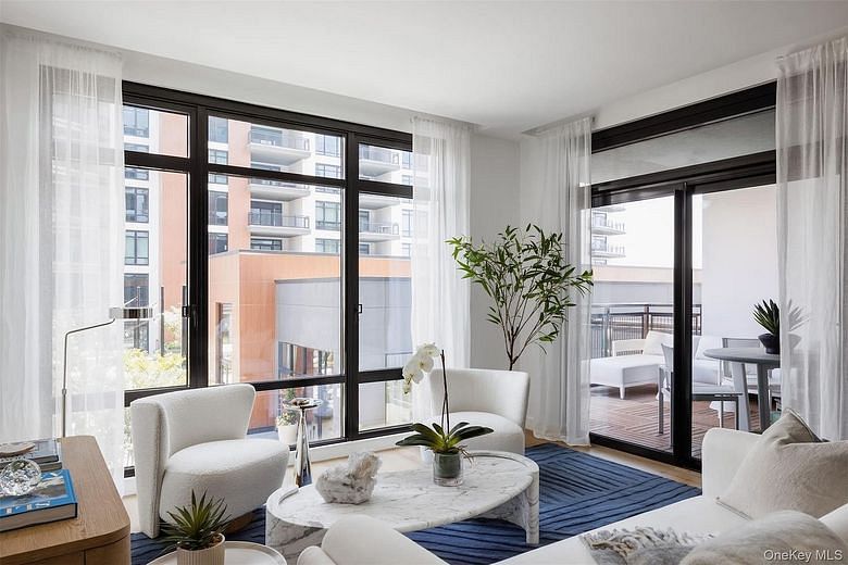 100 Boardwalk #1008A