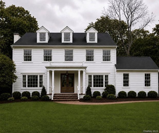 100 Buttercup Lane