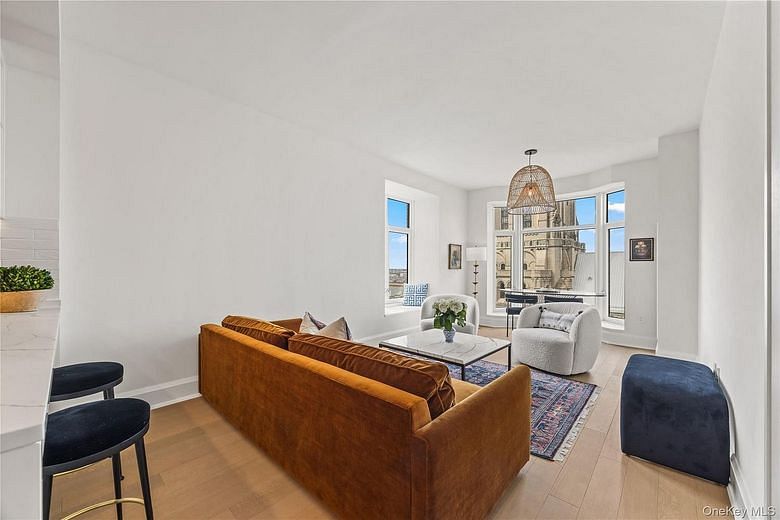 100 Claremont Avenue #16G