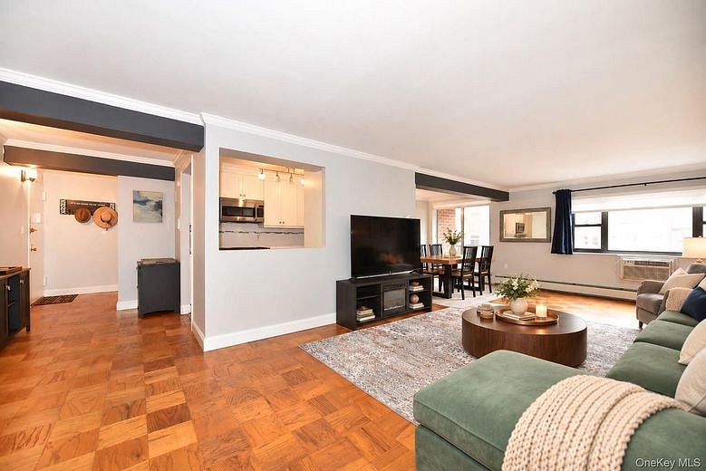 100 Clinton Avenue #1F