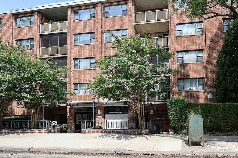 100 Clinton Avenue #2T