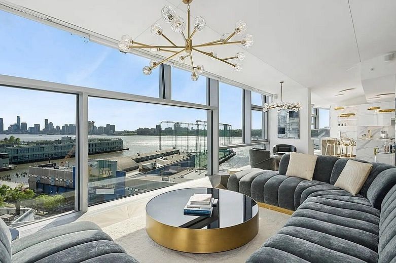 100 Eleventh Avenue #12B