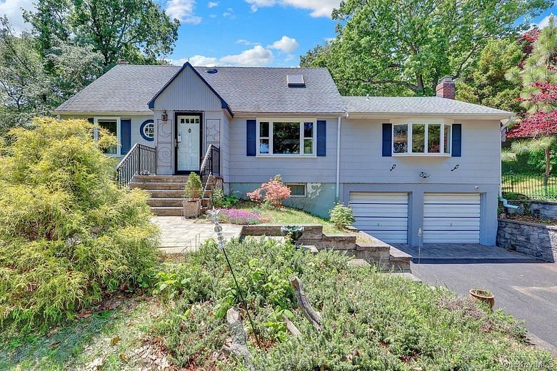 100 Elwood Road