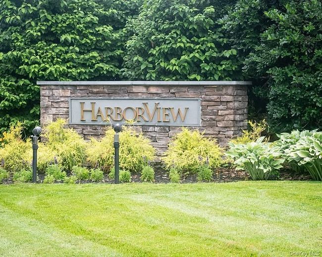 100 Harbor View Drive #251