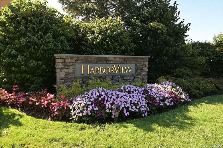 100 Harbor View Drive #423