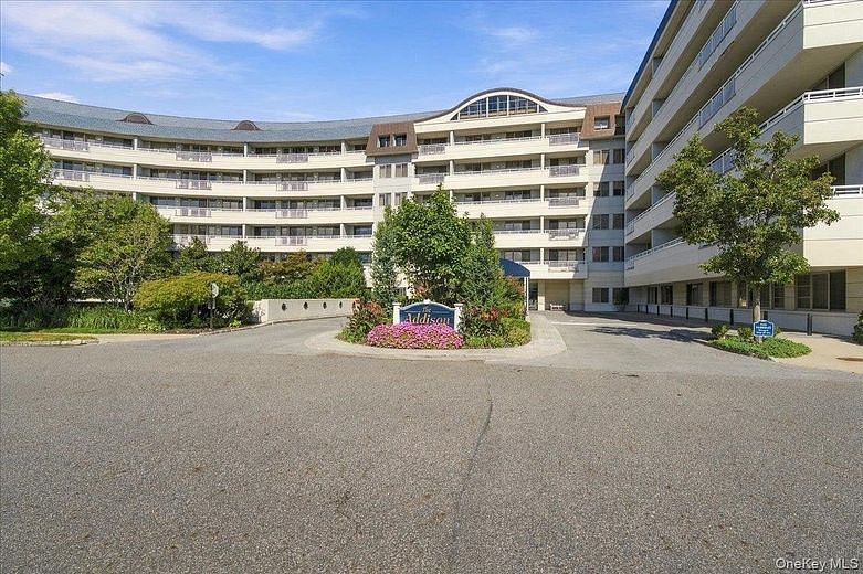 100 Harbor View Drive #651