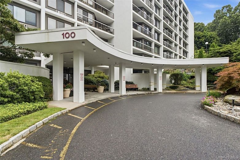 100 High Point Drive #710