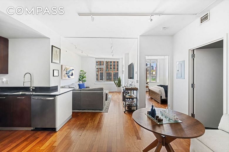 100 Jay Street #12K