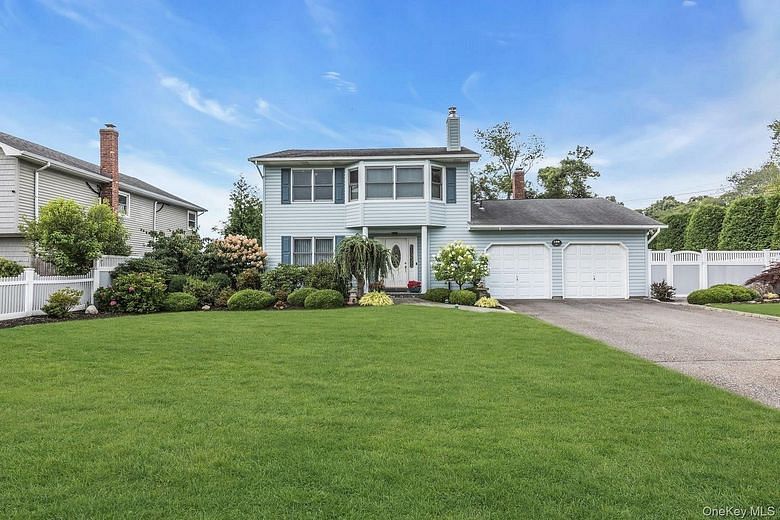 100 Middlesex Avenue