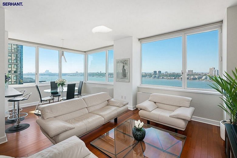 100 Riverside Boulevard #25D