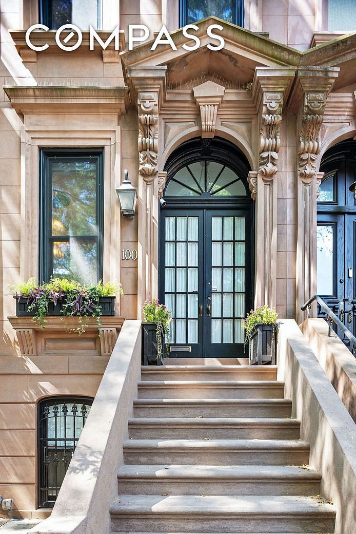 100 Sixth Avenue