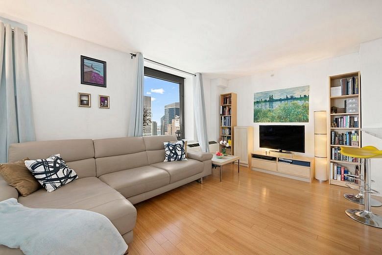 100 West 39th Street #43J