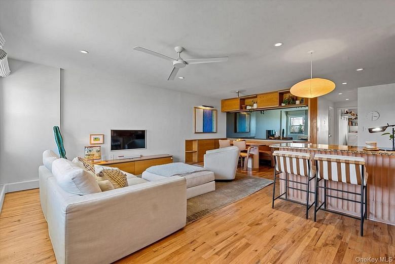 10012 Shore Front Parkway #18A