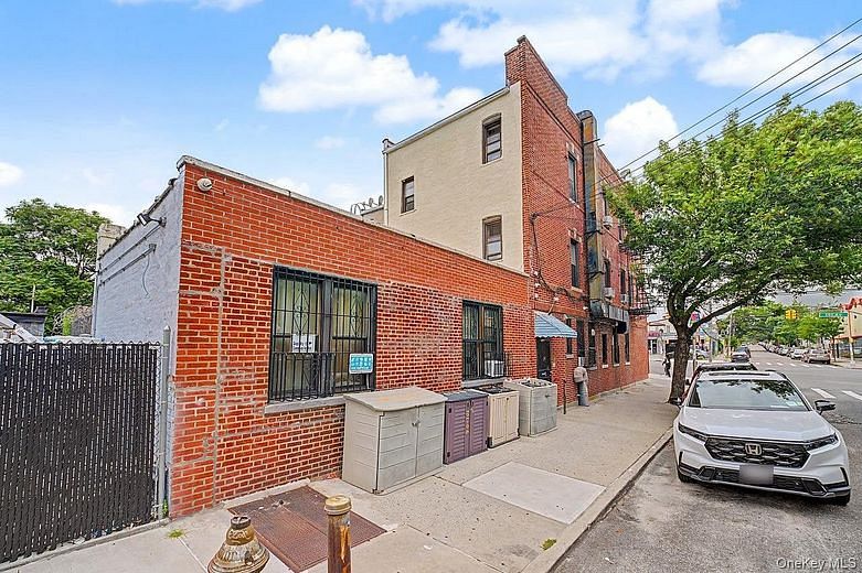 101-06 88th Street