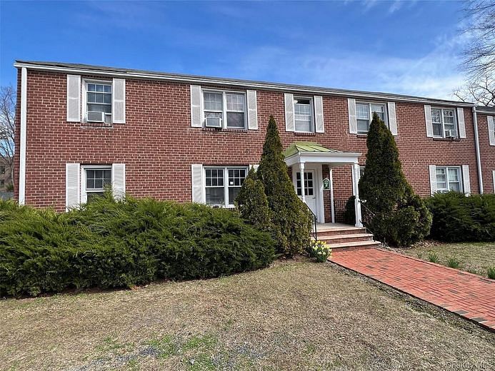 101 Carpenter Avenue #1B