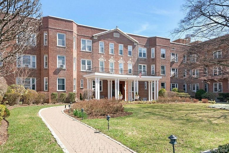 101 Old Mamaroneck Road #2C5