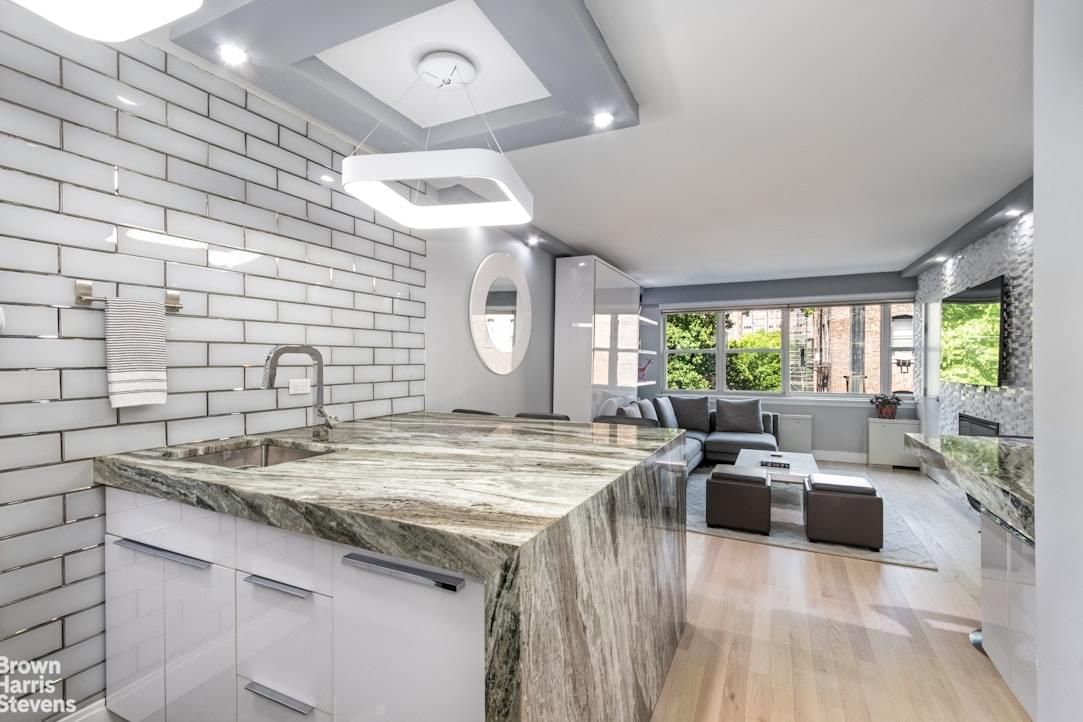 Image 1 of 12 for 101 West 12th Street #7C in Manhattan, New York, NY, 10011