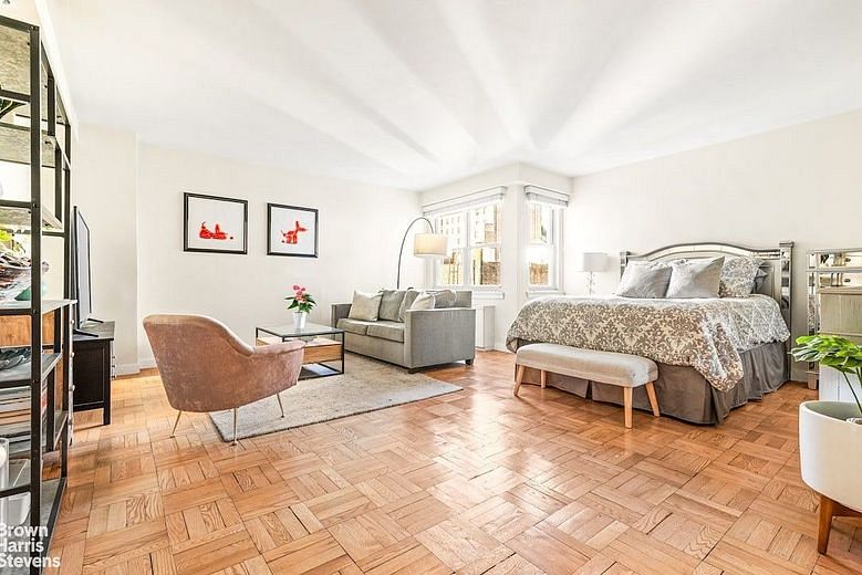 101 West 12th Street #8Z