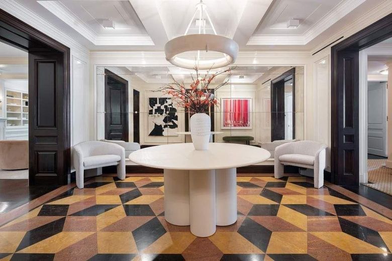 1010 Fifth Avenue #2ADE