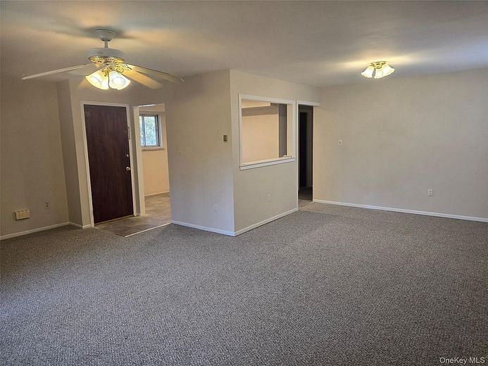 1010 Hempstead Avenue