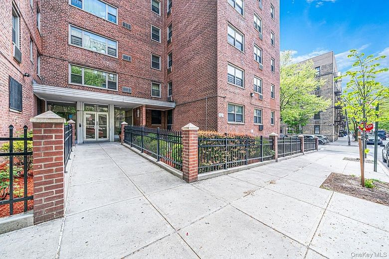 1010 Sherman Avenue #1F