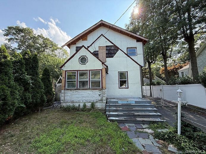 1014 Washington Drive