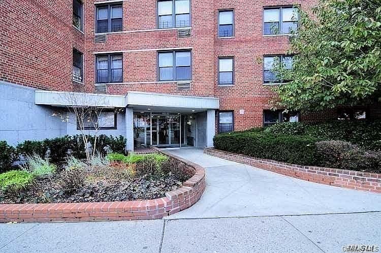 102-30 Queens Blvd #1S