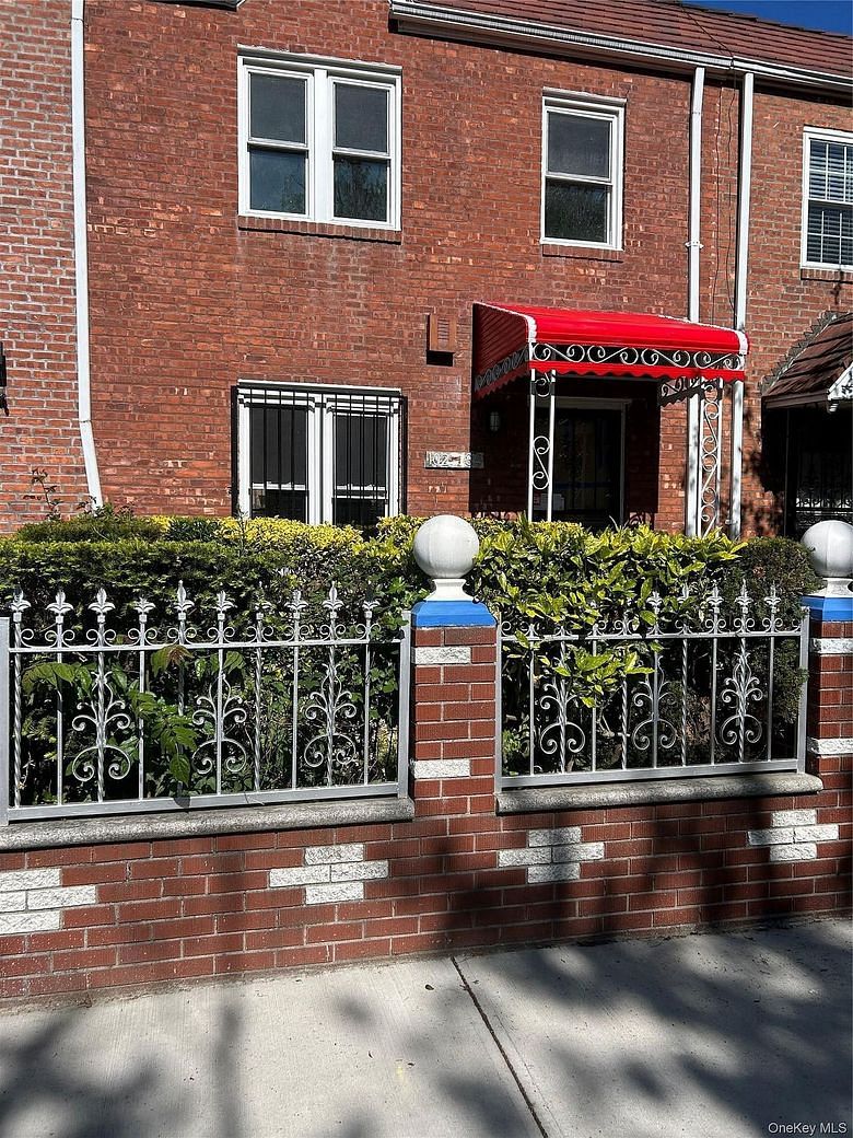 102-35 183 Place