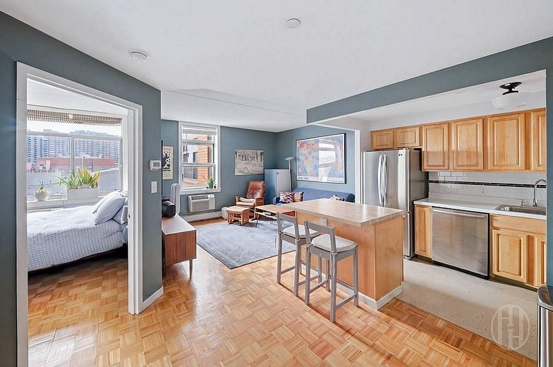 102 Bradhurst Avenue #906