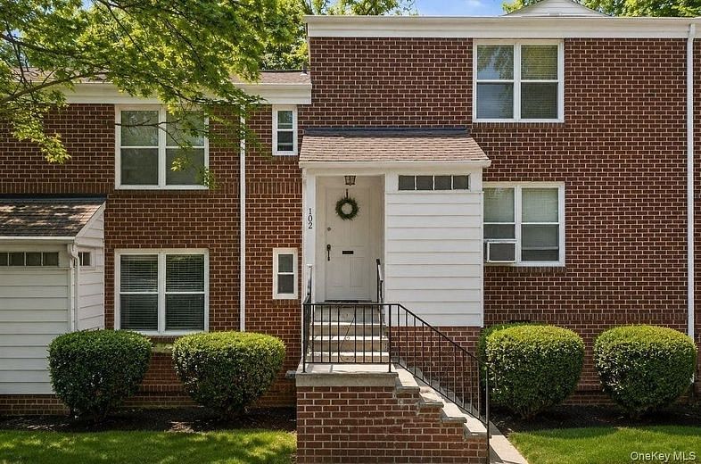 102 Spruce Street #2A