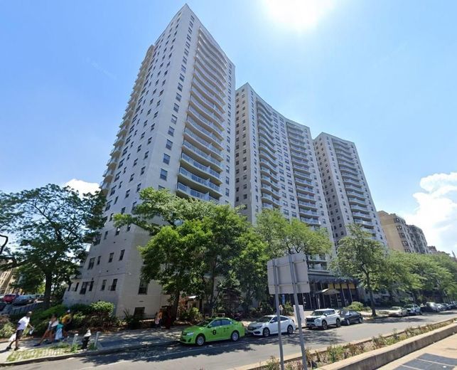 1020 Grand Concourse #11RR