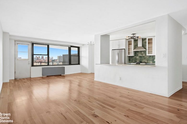 1020 Grand Concourse #15C