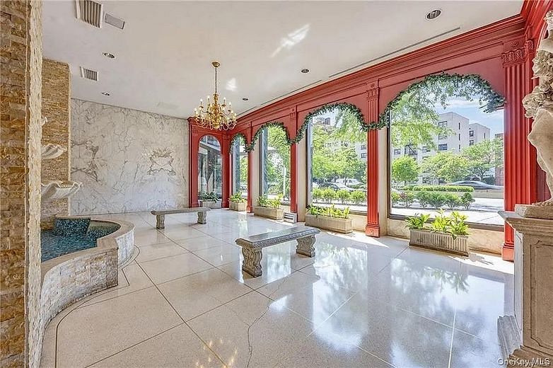 1020 Grand Concourse #5T