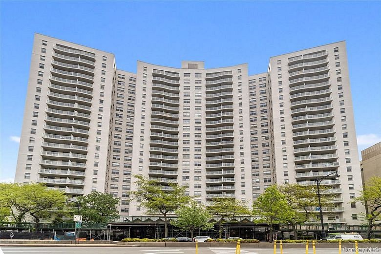 1020 Grand Concourse #6R