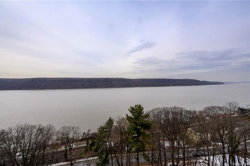 Image 1 of 14 for 1020 Warburton Avenue #14B in Westchester, Yonkers, NY, 10701