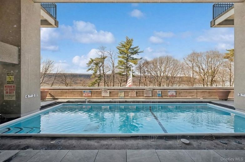 1020 Warburton Avenue #5A